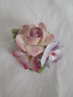 Hand-Painted Floral Porcelain Brooch in Pink and White